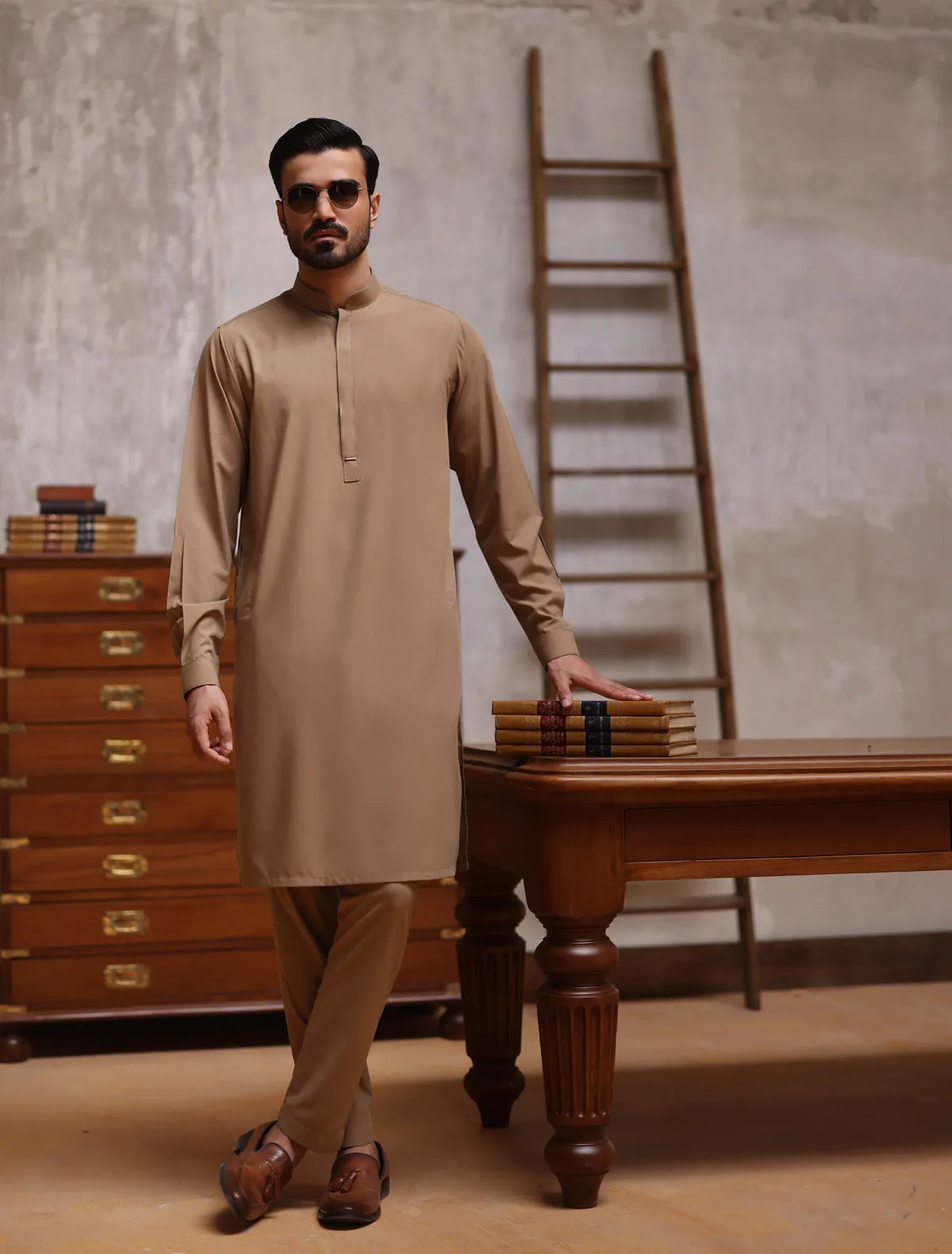 BEIGE KURTA PAJAMA