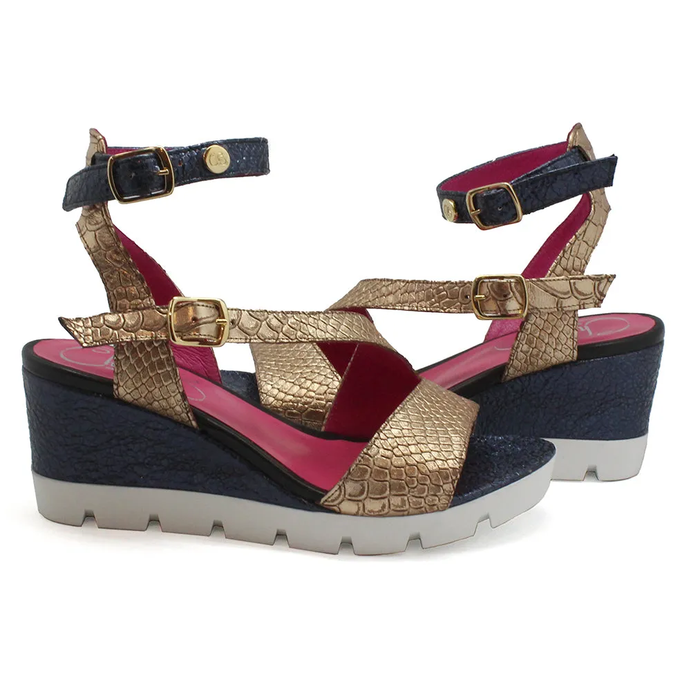 Bien - Gold Croc wedge sandal