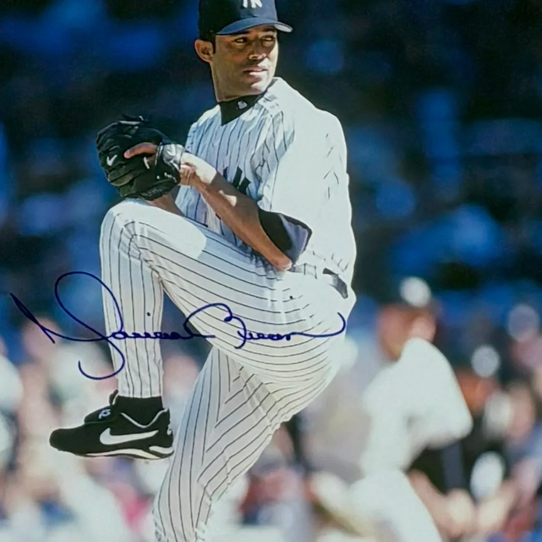 Mariano Rivera Hand Signed & Framed New York Yankees 8x10 Baseball Photo