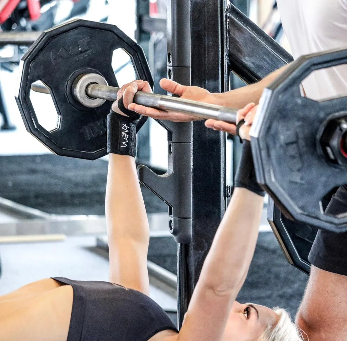 Muñequeras para levantamiento de pesas, crossfit, levantamiento de pesas, entrenamiento de gimnasio, bandas de soporte ajustables con presilla para el pulgar para levantamiento de pesas, hombres y mujeres